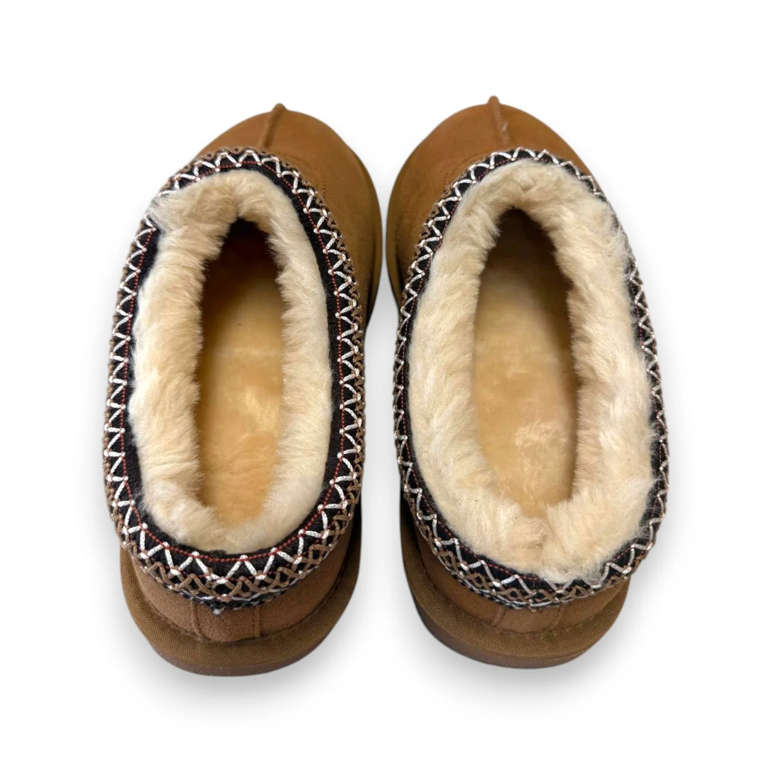 Low Cut Moccasin UGG - 2 Colours - Image 7